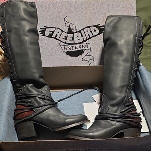 Freebird by Steven Women's Gray and Brown Heeled Boots